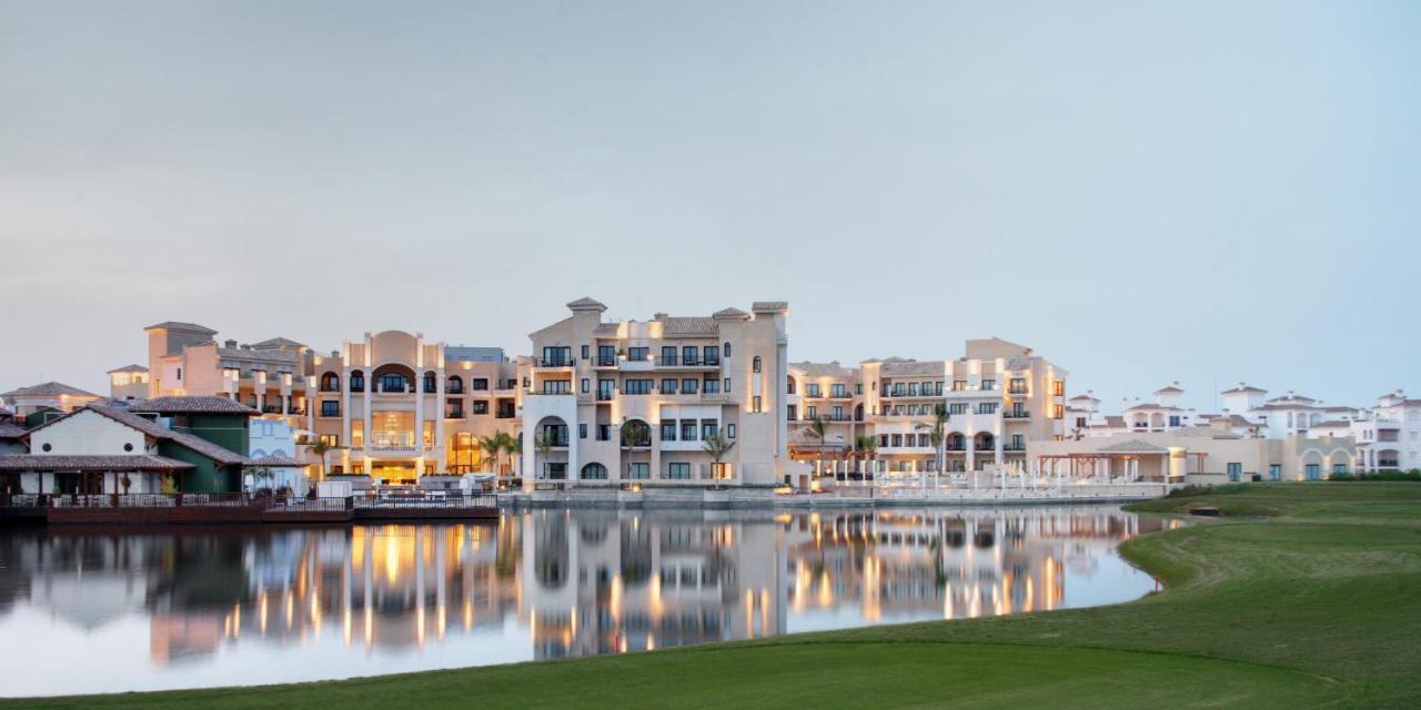 Apartamento De Lujo En Planta Baja Con Piscina En La Torre Golf Resort Рольдан Экстерьер фото
