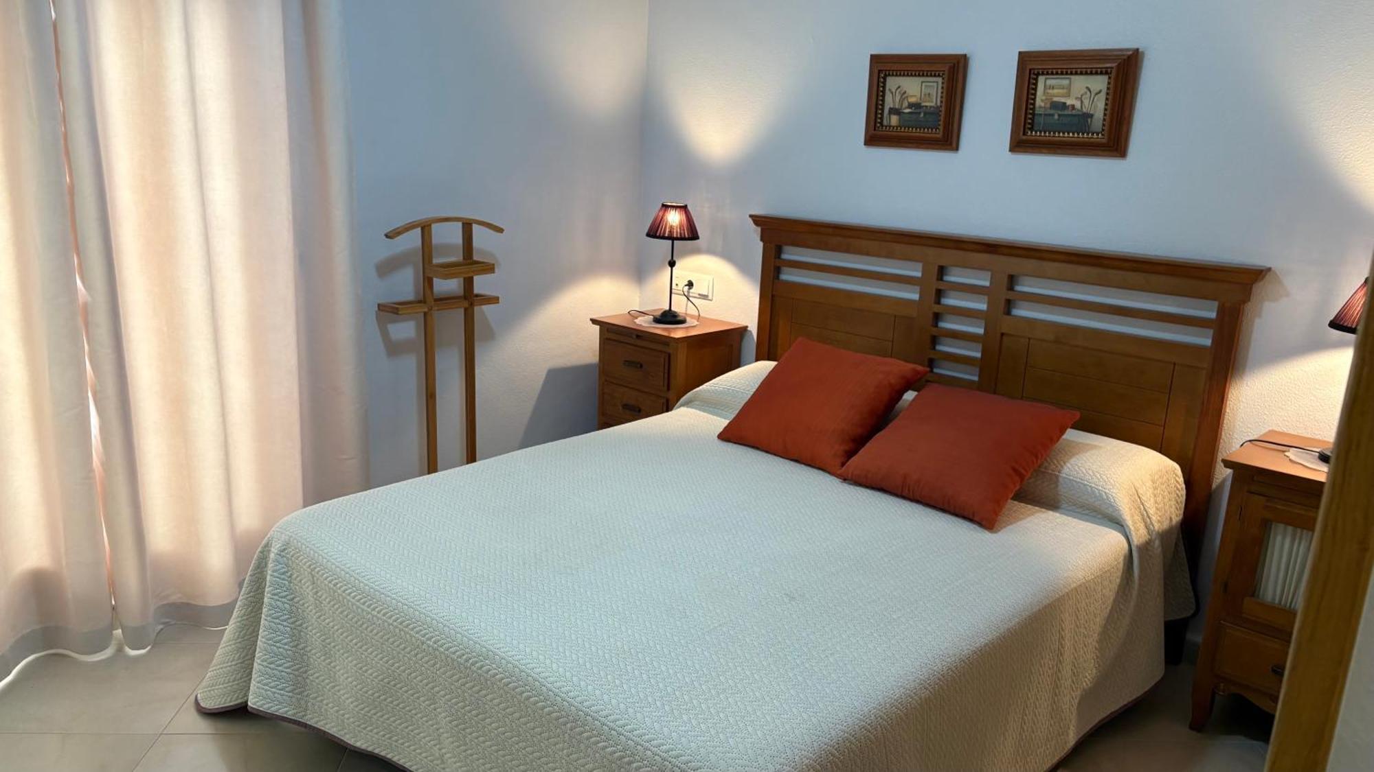 Apartamento De Lujo En Planta Baja Con Piscina En La Torre Golf Resort Рольдан Экстерьер фото
